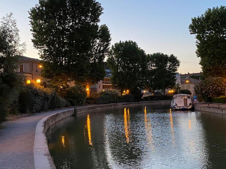 Dupleix Au Fil Du Canal Narbonne